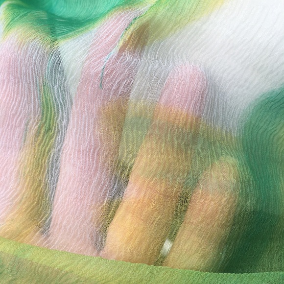 Beautiful 💯 rayon crepe chiffon tunic - Picture 4 of 6